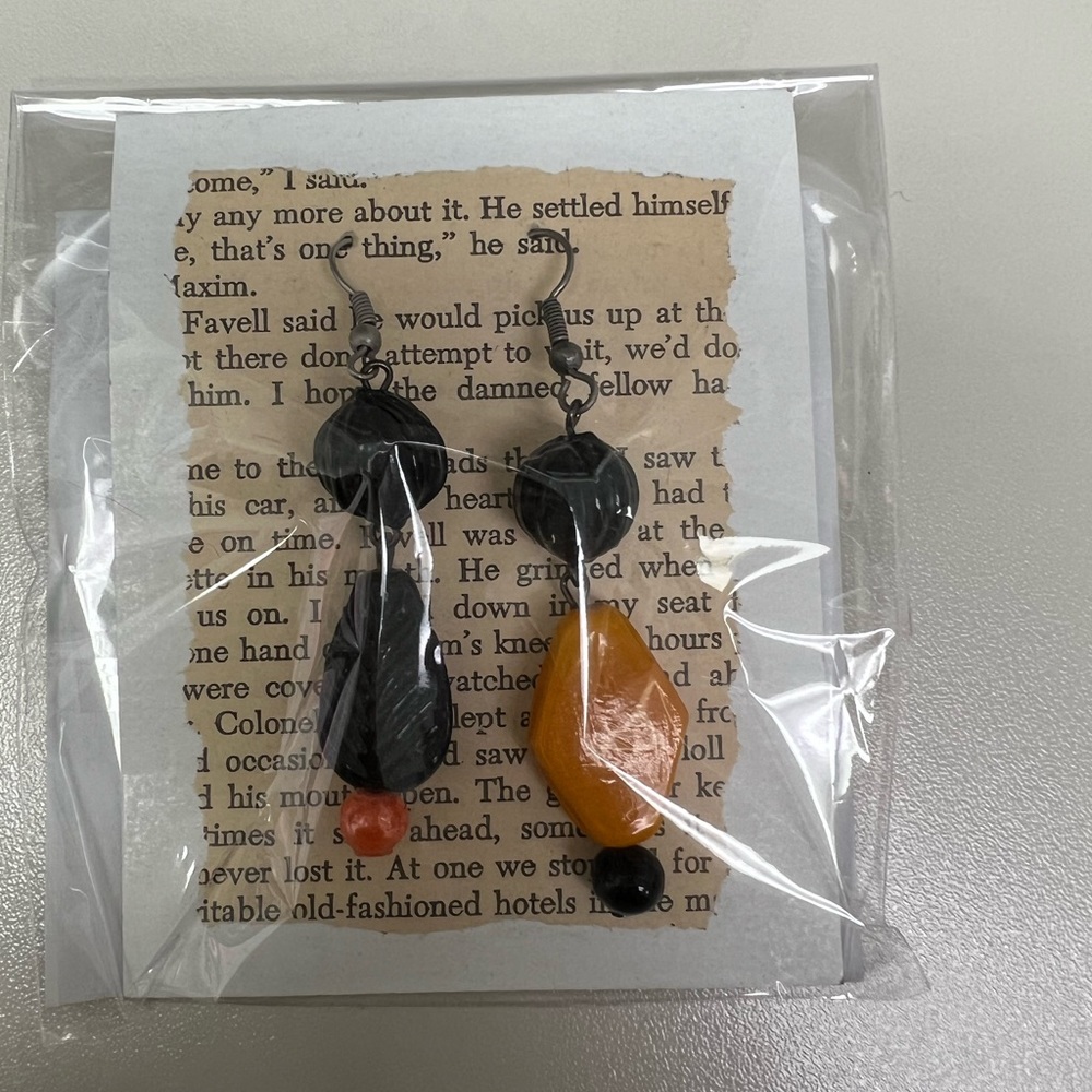 Halloween festive earrings. Hand made